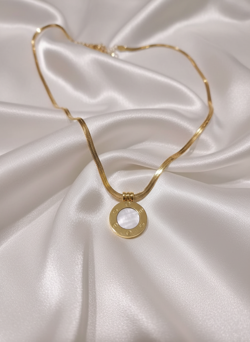 سلسلة لؤلؤة الأم الذهبية – دلاية Love دائرية