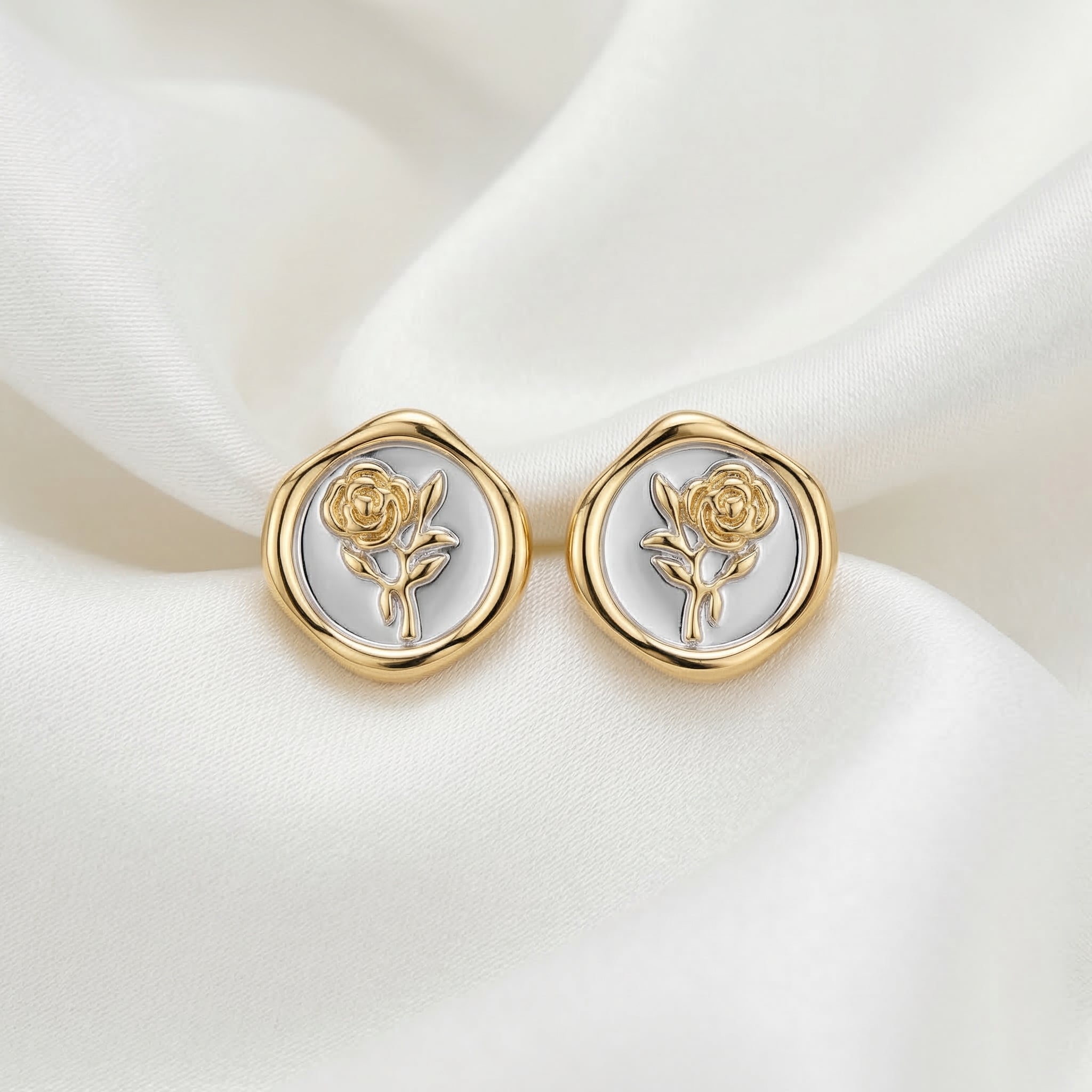 Vintage rose two-tone gold platinum stud earrings - Bunniwear