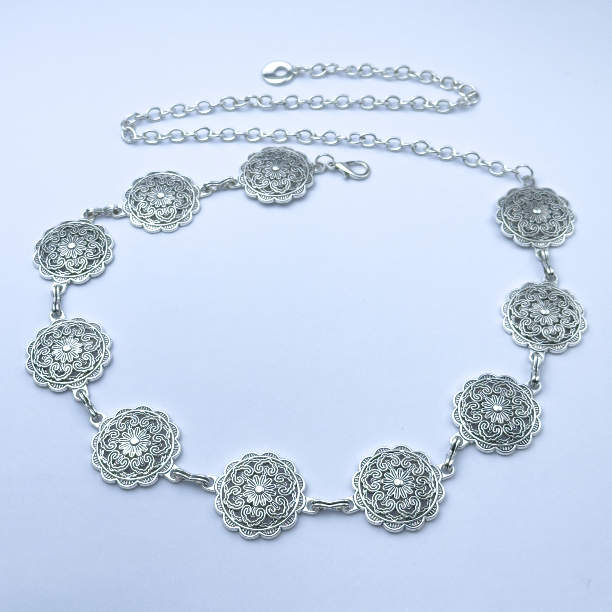 Silver Medallion Chain Belt – Engraved Floral Disc Waist Chain