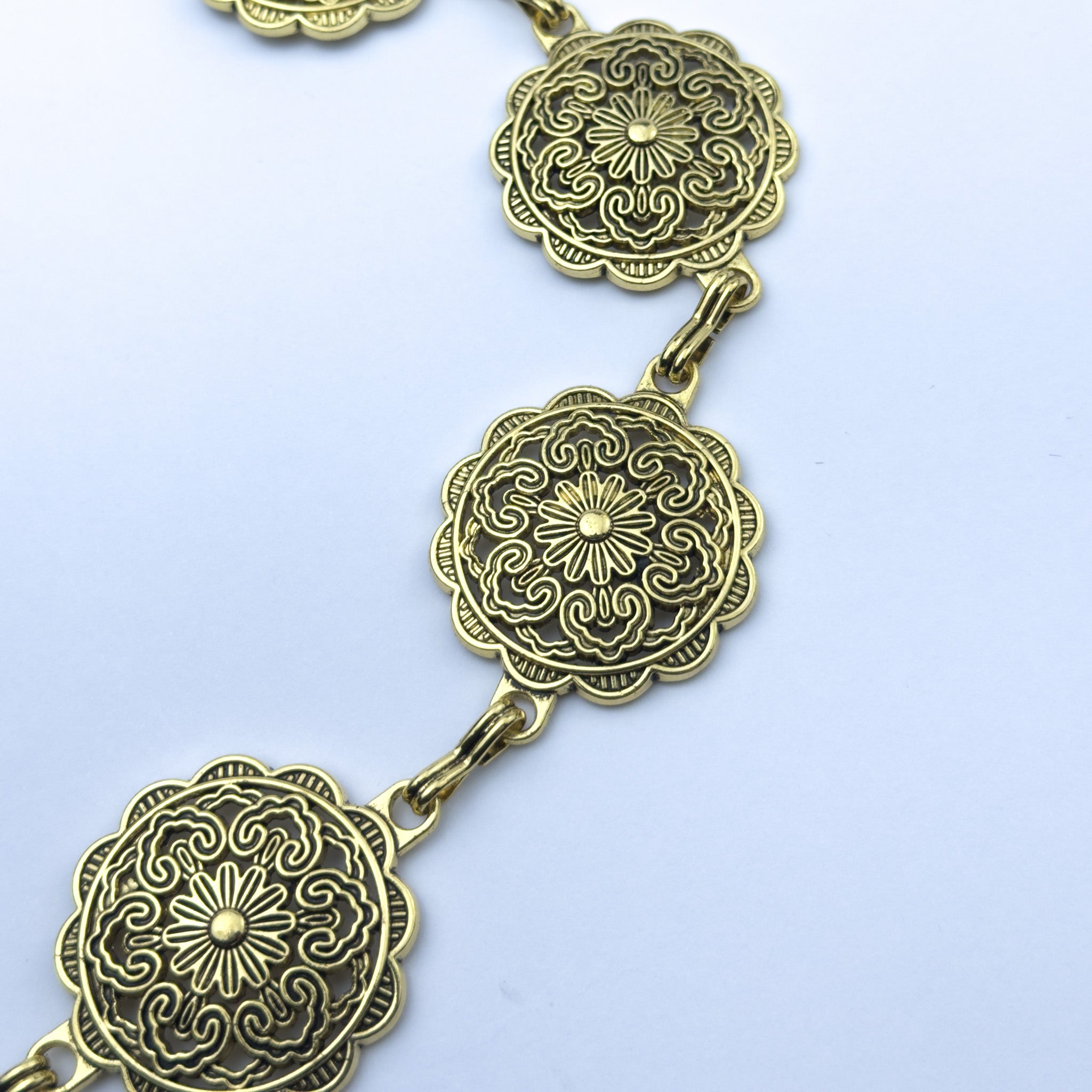 Gold Medallion Chain Belt – Engraved Floral Disc Waist Chain