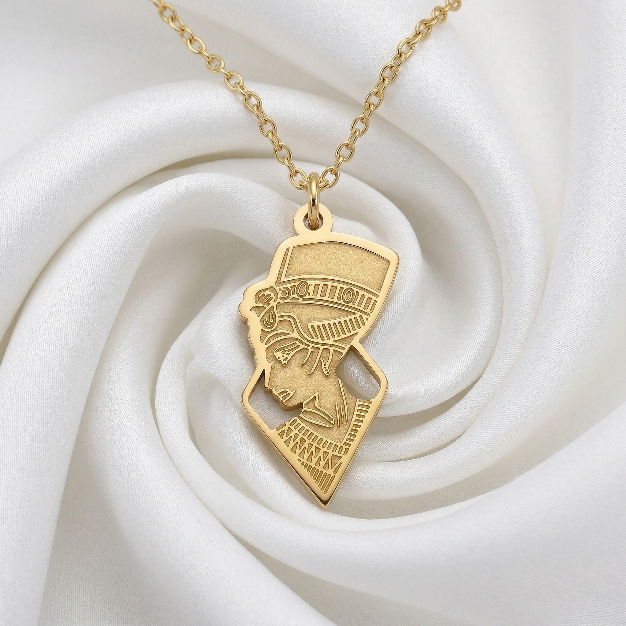 Queen Nefertiti Heritage Gold Necklace